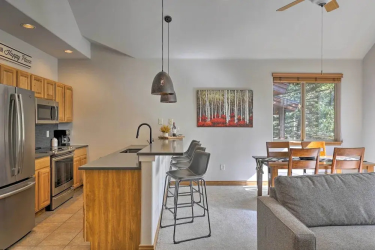 Riverfront Silverthorne Condo Near Skiing!