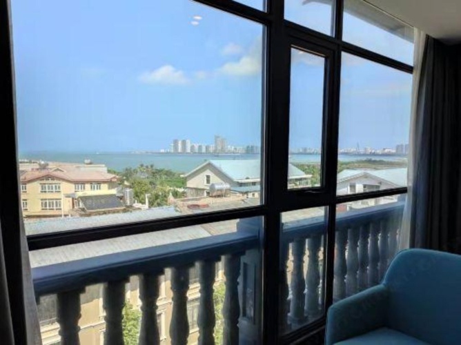 Light Isle Hotel