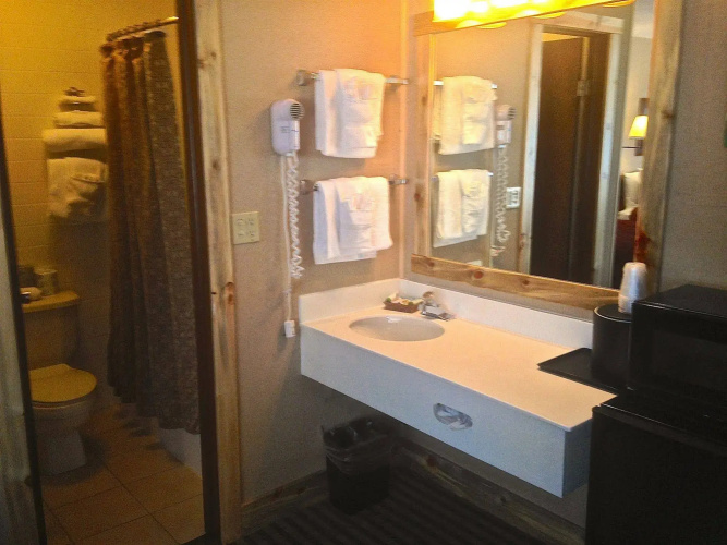 Hotel Estes