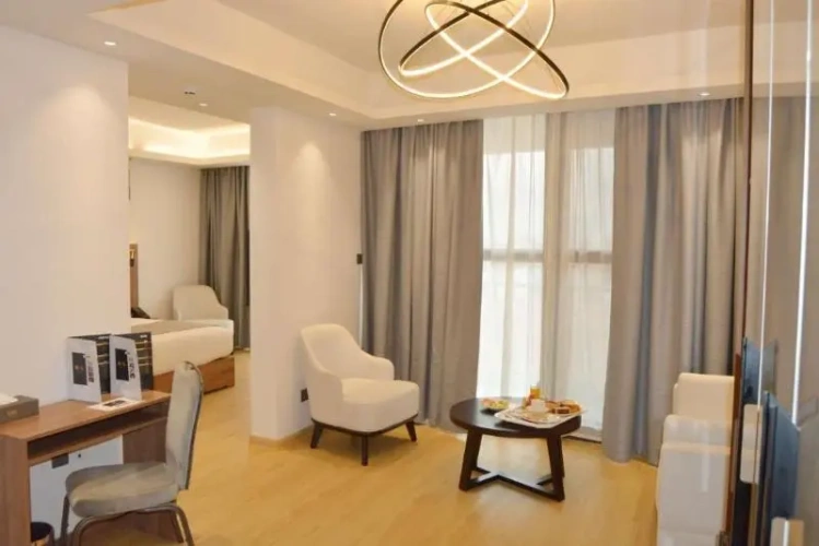 Deluxe Suite
