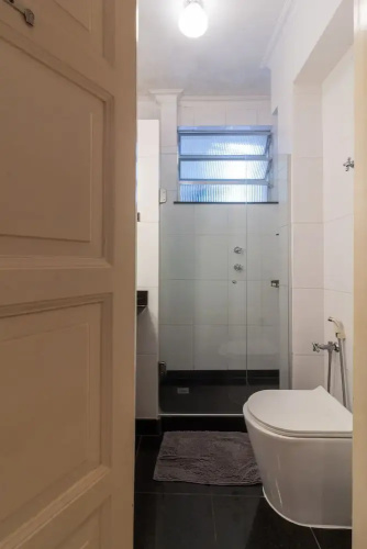 Space and Comfort in Copacabana D405