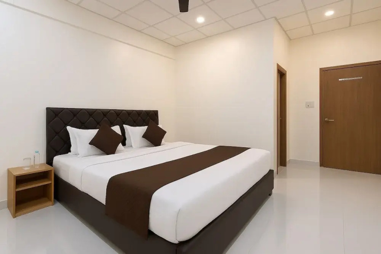 Hotel Wagheshwari