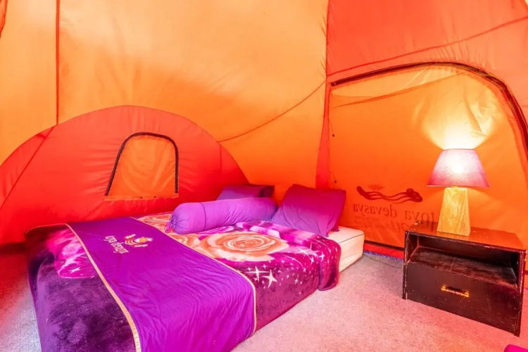 Hiker's Camp at Toya Devasya