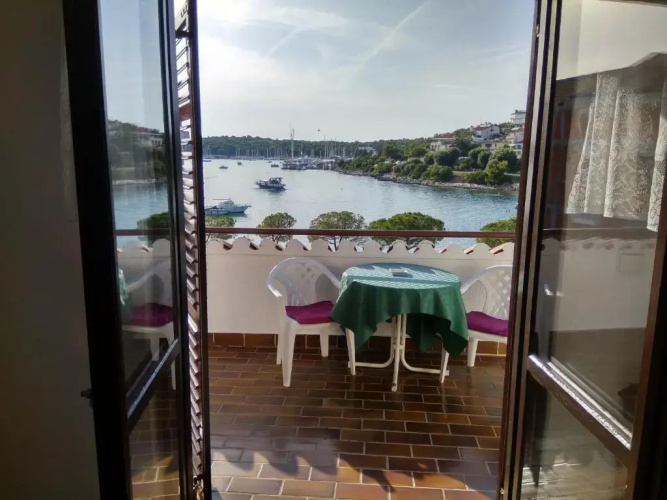 Suran Apartments