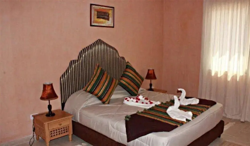 Pallax Residence