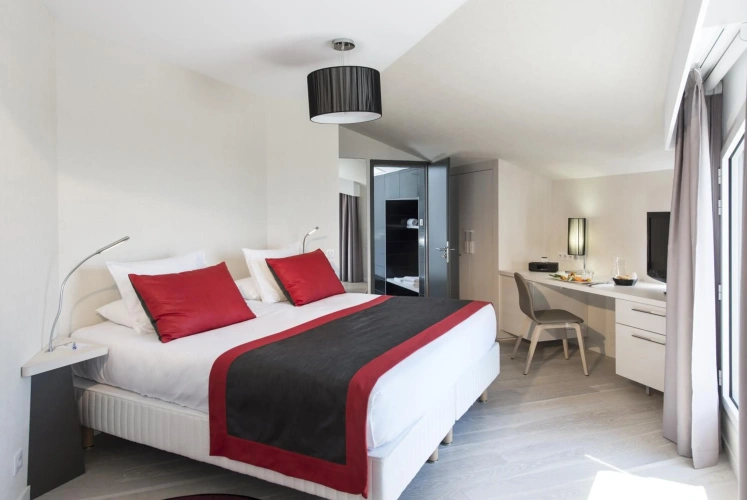 Guest rooms