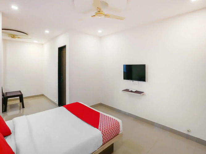 OYO Flagship 15826 Pingara Executive