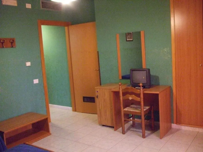 Kiris Hotel