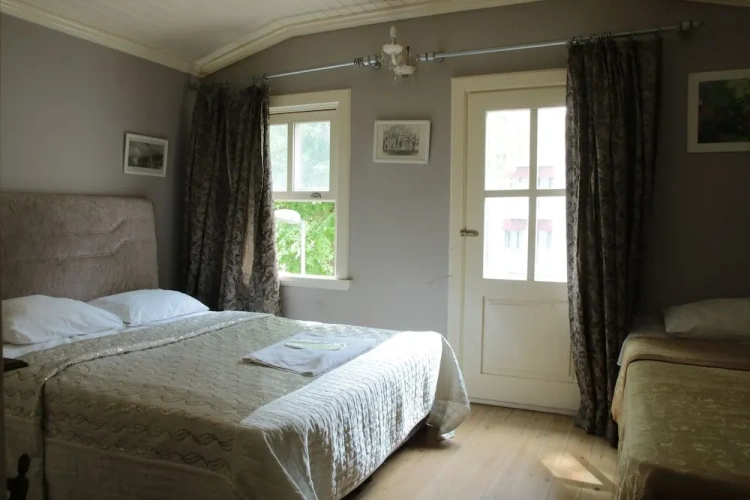 Standard Quadruple room with balcony