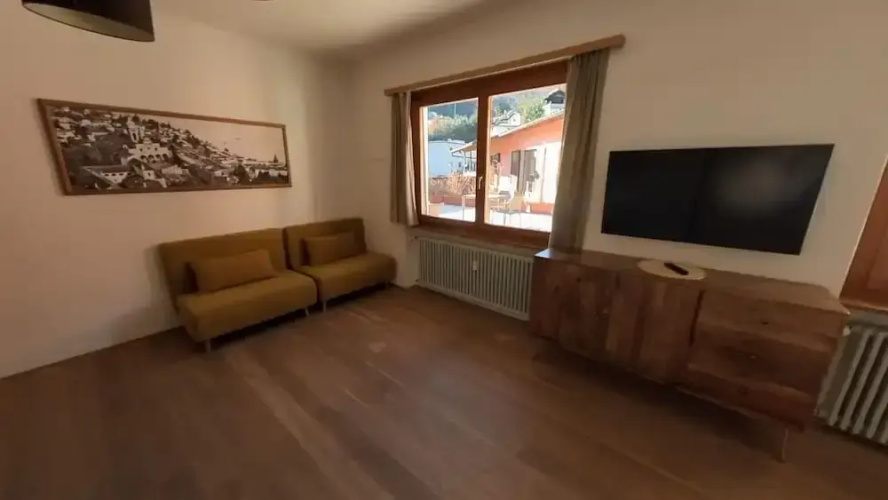 7 Rooms
