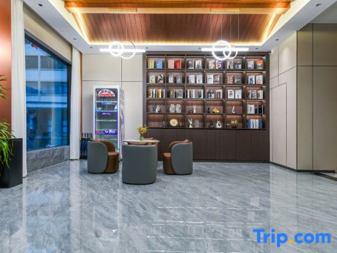 Mig Holiday Hotel