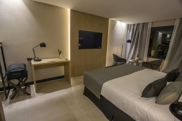 Mabra Suites