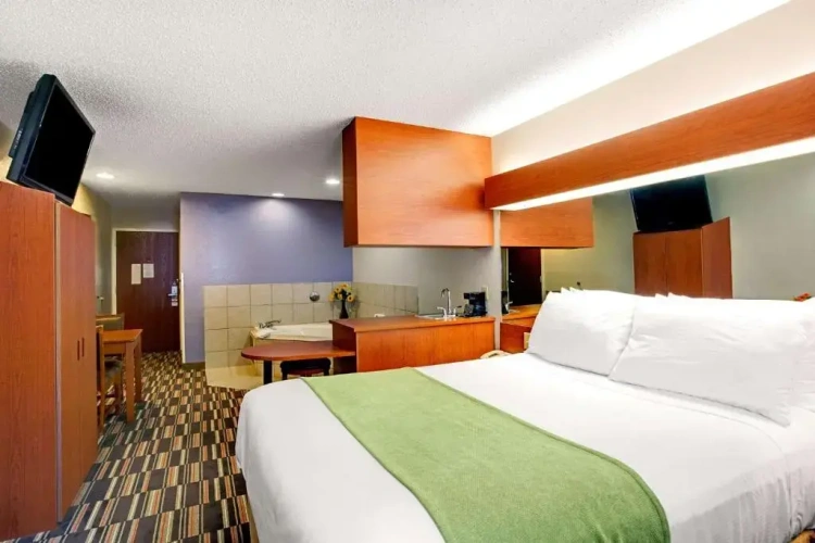 Standard Double Basement room