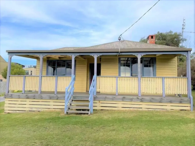 2 Bedrooms Cottage