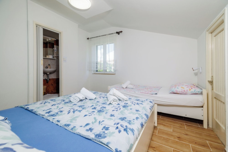 Apartments Ankica