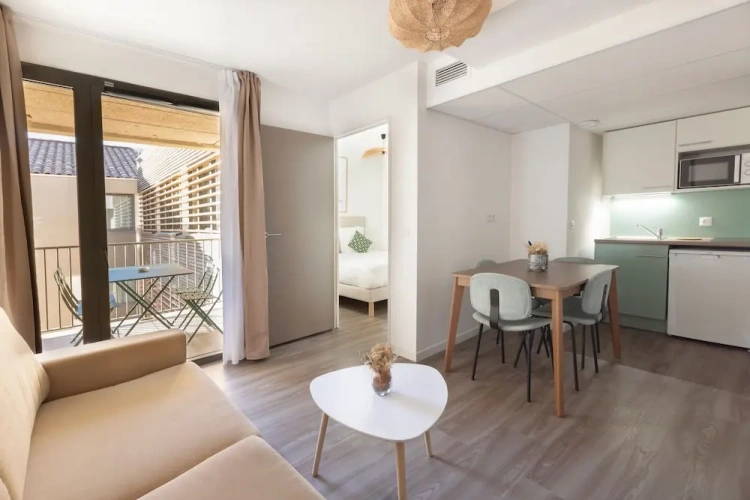 Superior Apartment with balcony