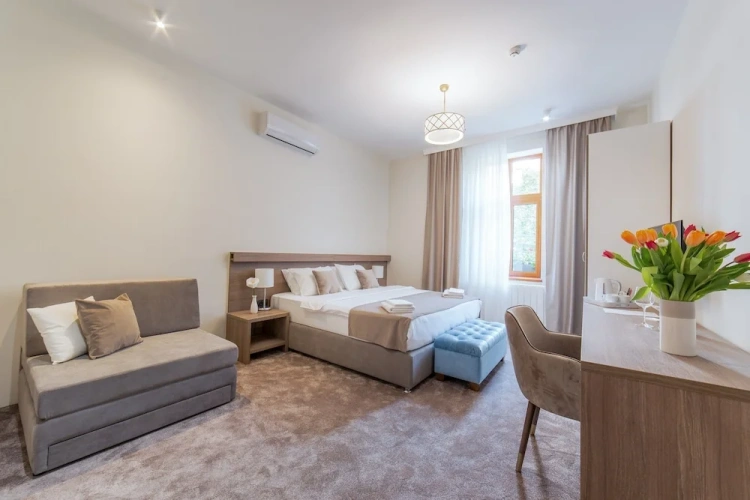 Superior Triple room
