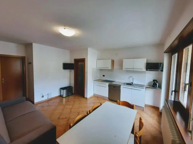 2 Bedrooms Cottage