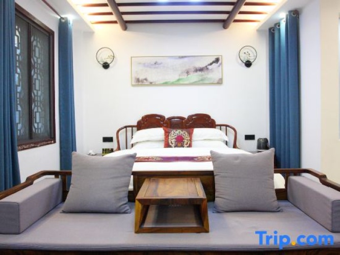 Deluxe Double Suite