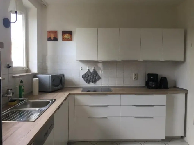 3 Bedrooms Apartment
