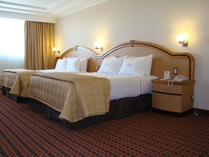 Suites Inn La Muralla Metepec