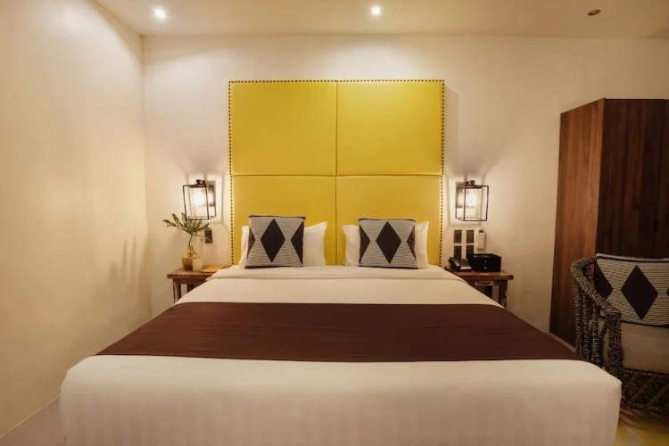 Premier room