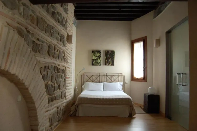 2 Bedrooms Apartment with balcony and with view