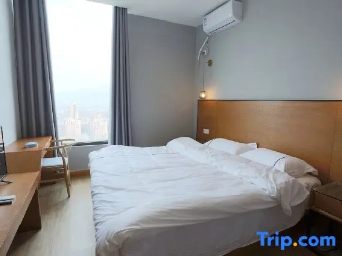 1 Bedroom Family Suite