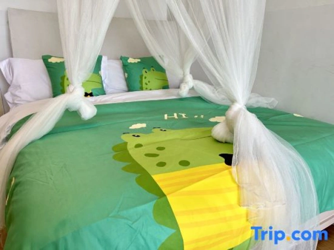 1 Bedroom Twin Family Suite with sea view