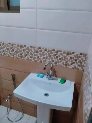 Greenleaf Suites