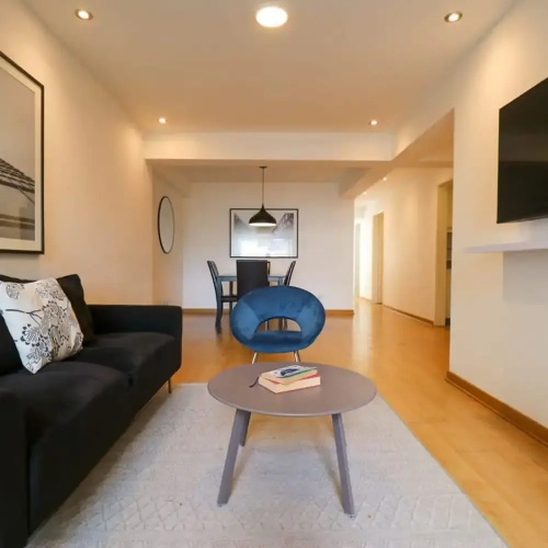 Lovely 3BR With Balcony in Miraflores