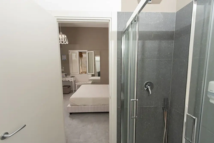 Grand room
