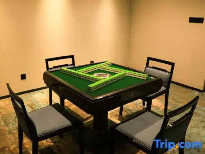 Dingyi Hotel