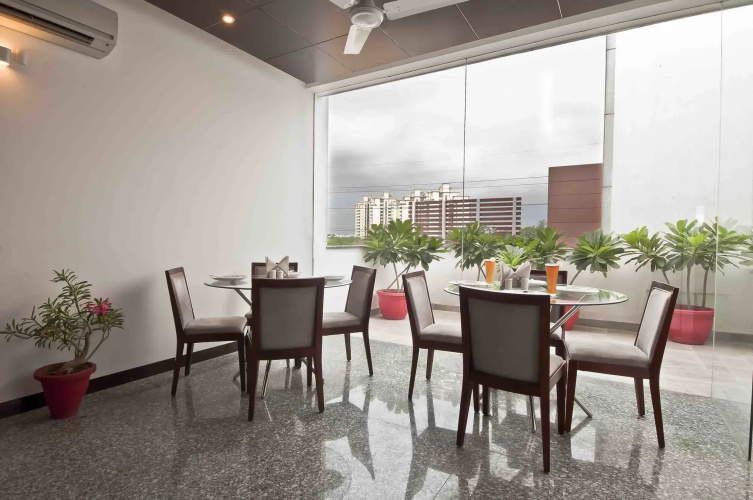 Stately Suites Golf Course Road