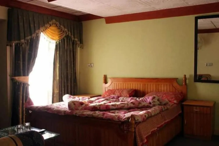 Akbar International View Hotel