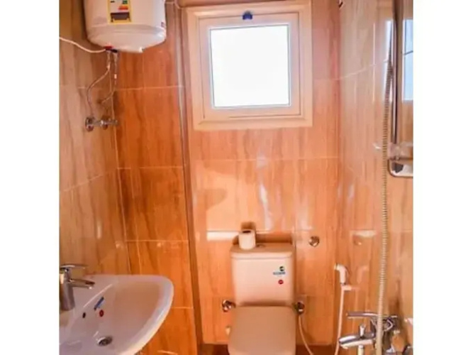 A1 Apartments