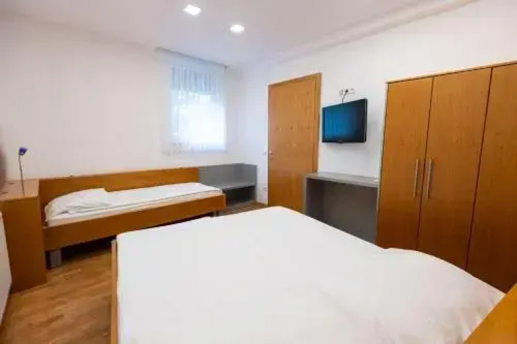 Apartmaji In Sobe Ramar