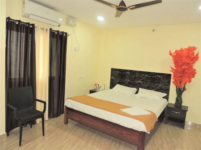 Sri Residency