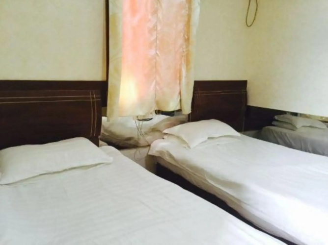 Heng 8 Hotel Chain (Shaoxing Binhai Store)