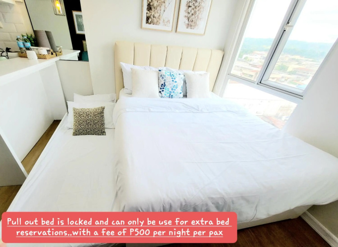 Steff's Condo 815 at CENTRIO Tower Deluxe Unit