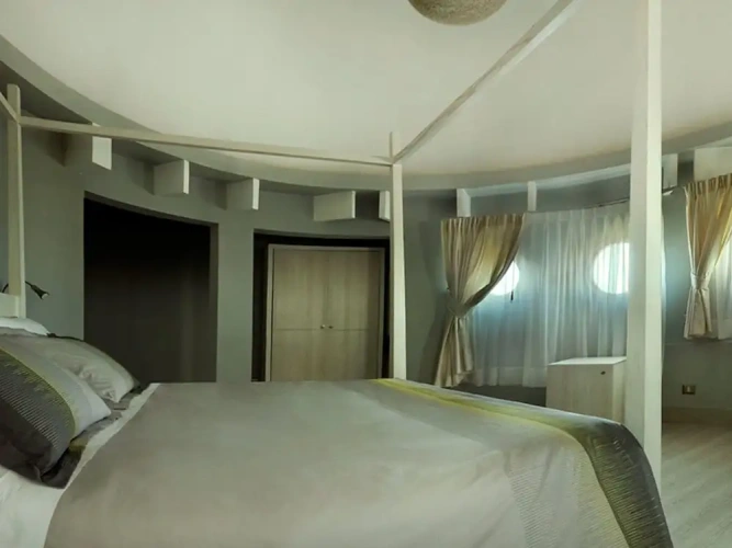 Premium Suite with balcony