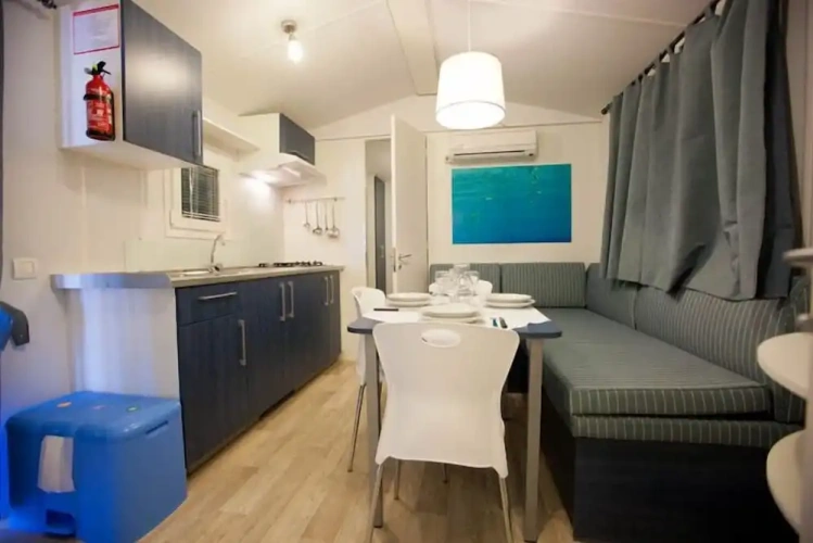 Bungalow beachfront