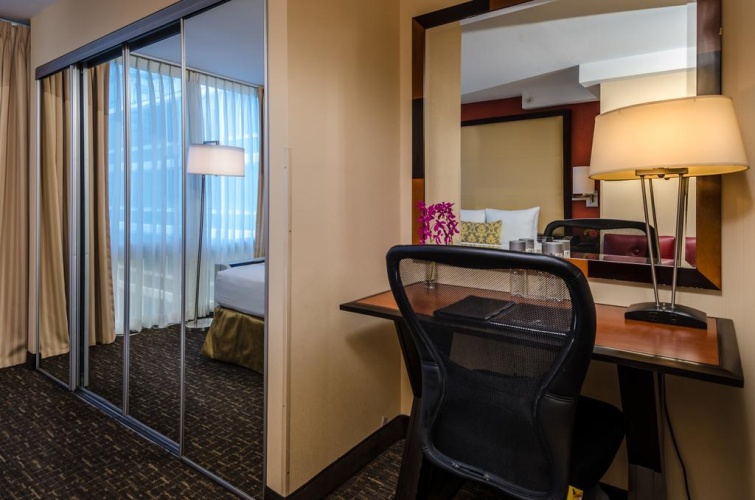 Beacon Hotel & Corporate Quarters photo 10