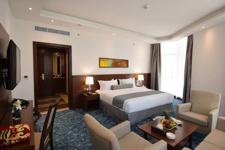 Zaha Hotel
