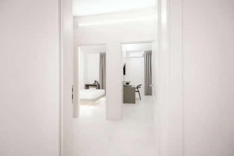 Excelsior Station Suite