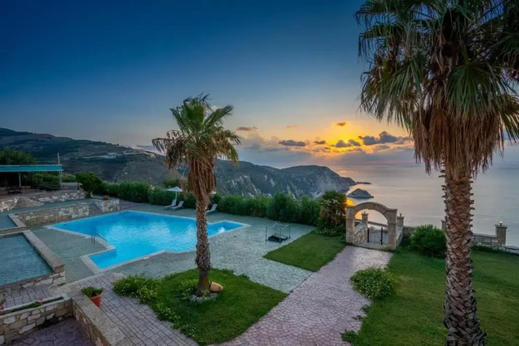 Standard Double room with sea view