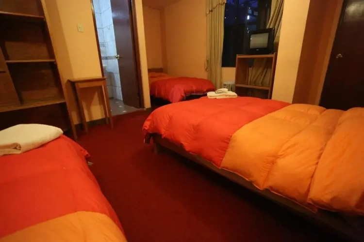 Standard Triple room