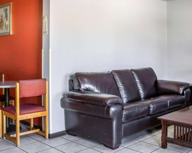 Super 8 Motel - Winslow