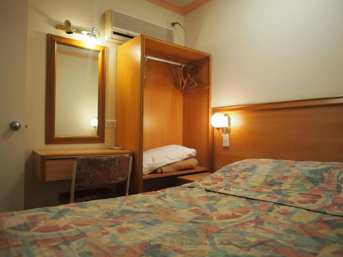 Edgecliff Lodge Motel