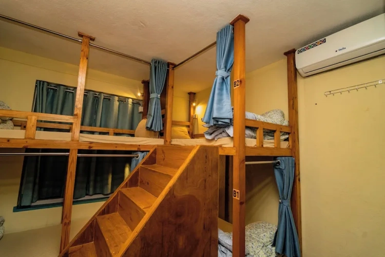 Bed in Dorm (female dorm) with garden view